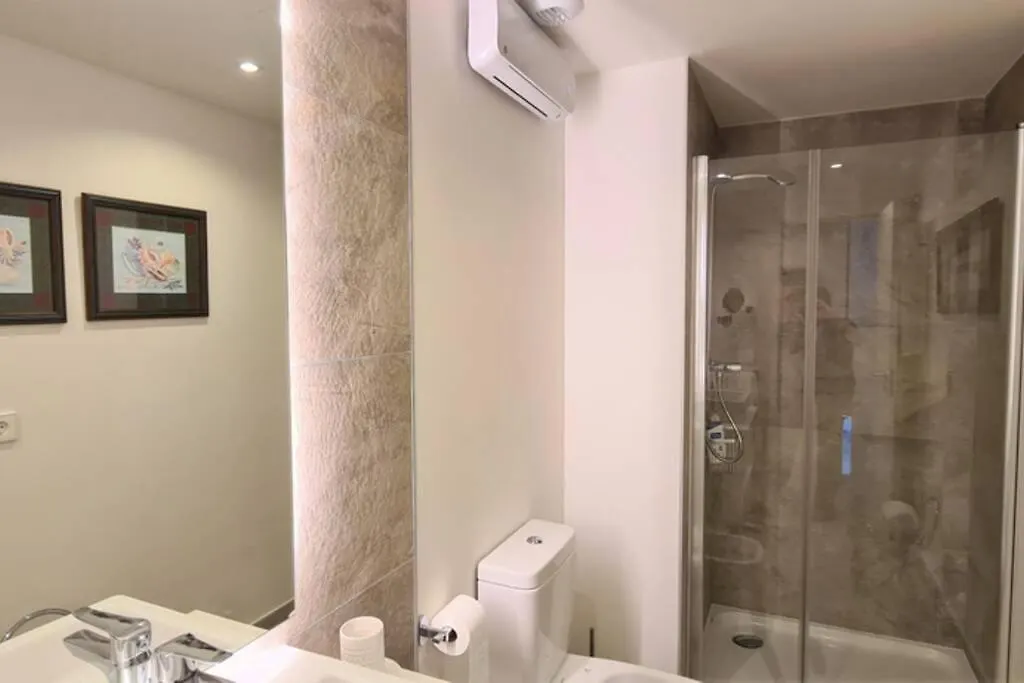 Lujoso Apartamento Nuevo Playa Centro إِستيبونا شقة